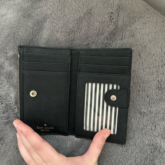 Kate spade leather wallet - Picture 3 of 3